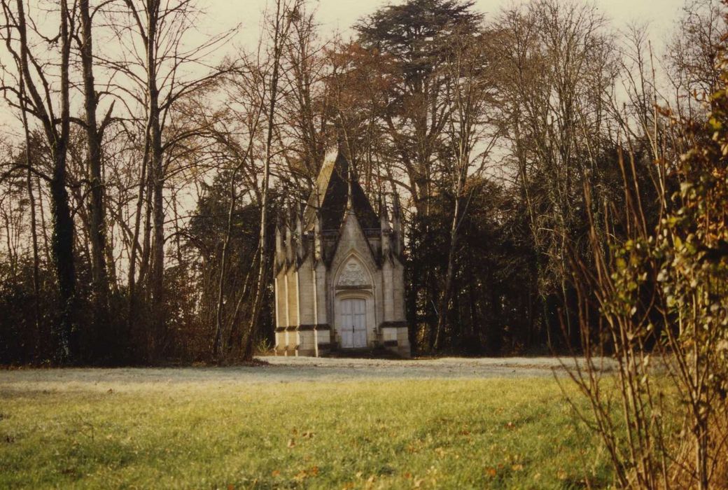 Château de Billeron : Chapelle, vue générale