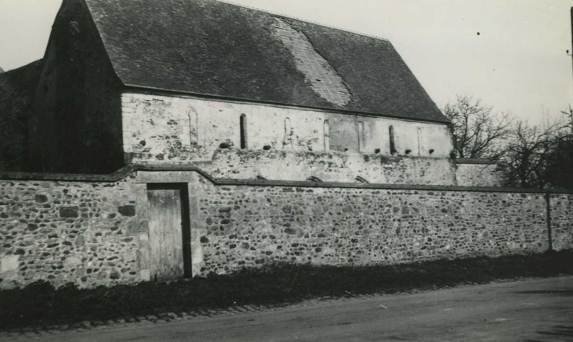 Ancienne abbaye Saint-Martin : Salle capitulaire, ensemble ouest, vue partielle