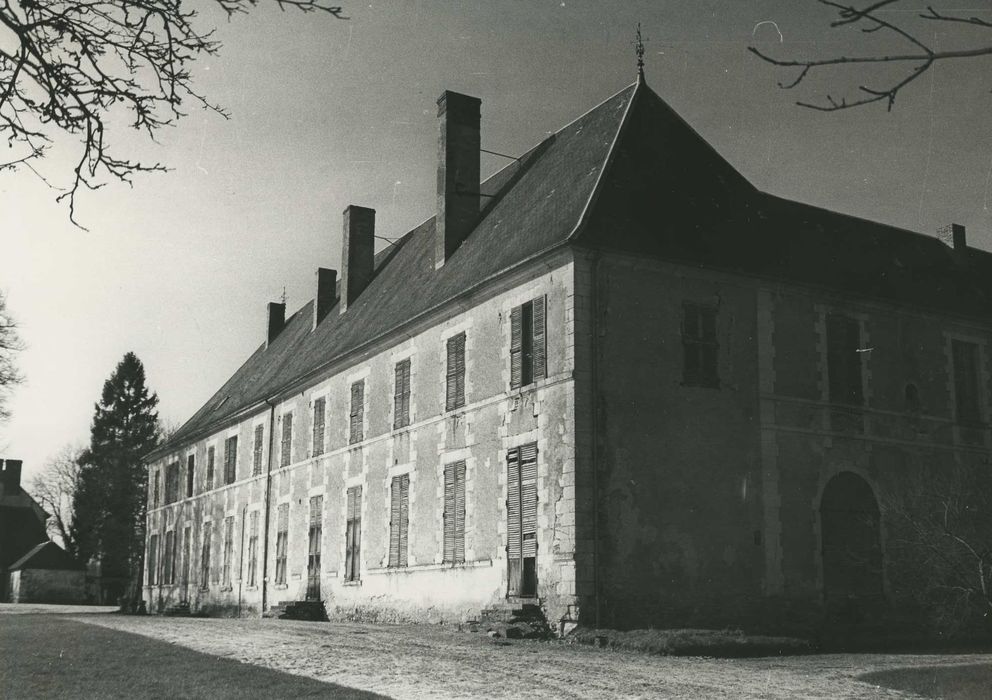 Ancienne abbaye de Loroy : Ensemble sud, vue générale