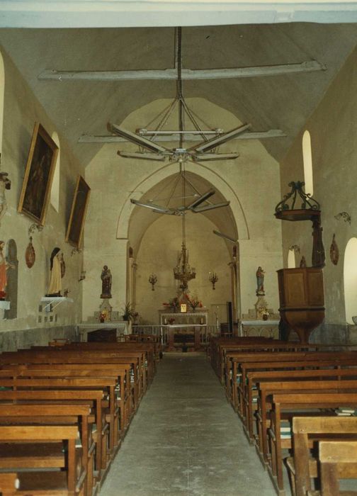 Eglise Saint-Baudel : Nef, vue générale