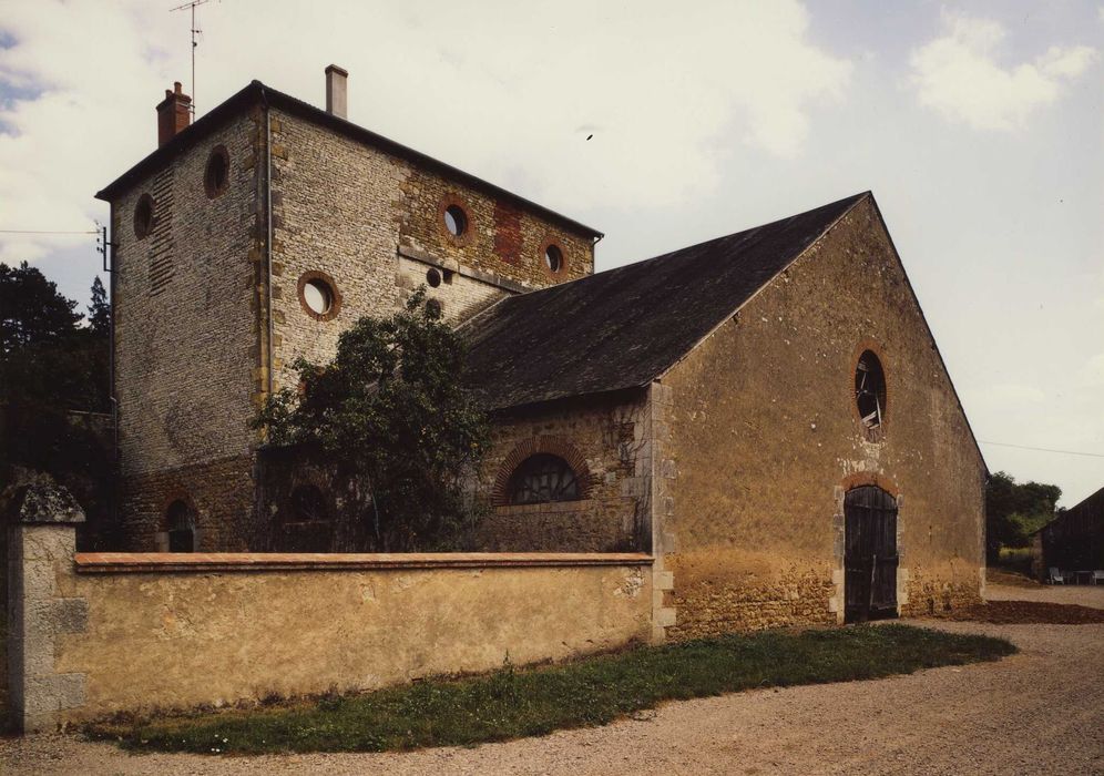 Ancienne usine métallurgique des Lavoirs : Haut-fourneau, ensemble nord-ouest, vue générale