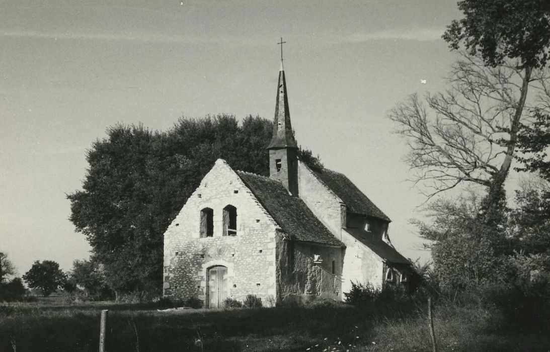 Eglise Saint-Ursin (ancienne église Saint-Vasin) : Ensemble sud-ouest, vue générale