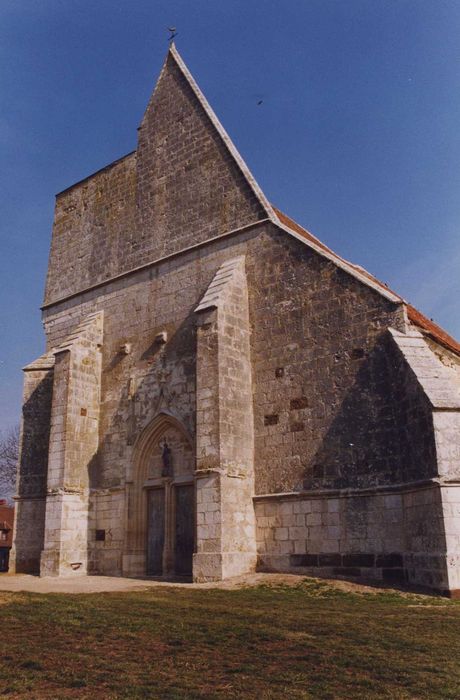 Eglise Saint-Etienne : Façade occidentale, vue générale