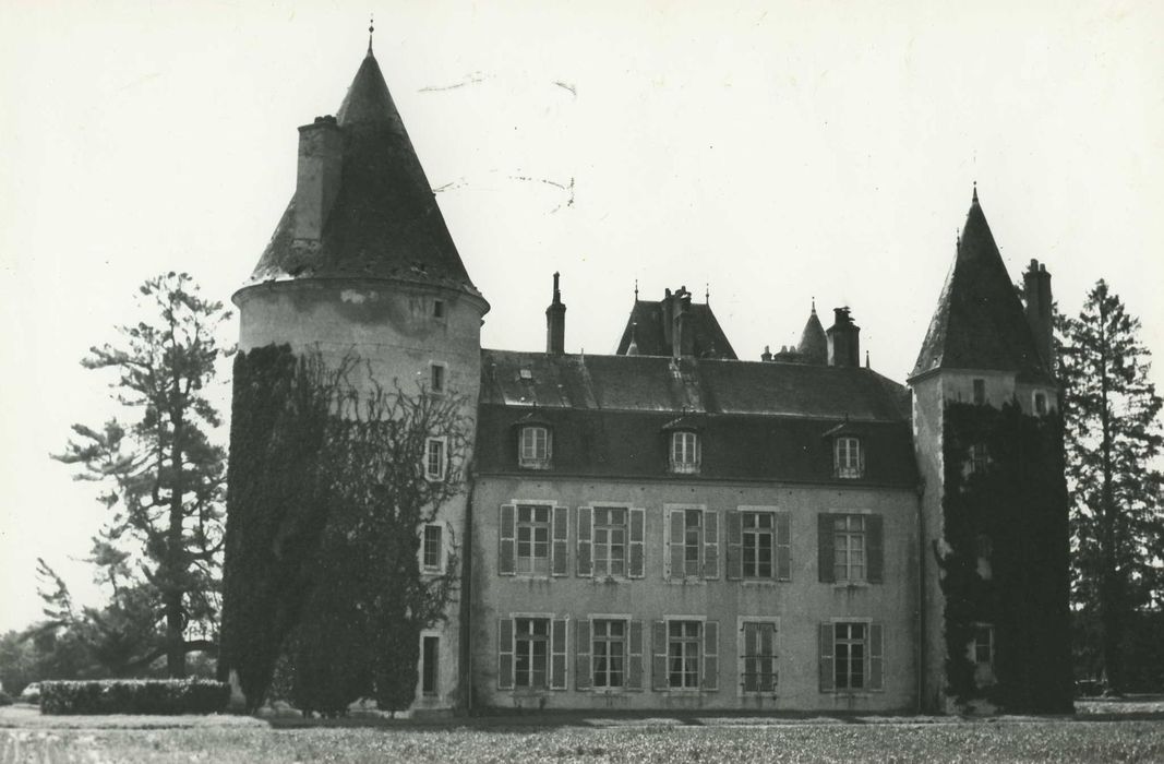 Château de la Forêt : Ensemble nord, vue générale