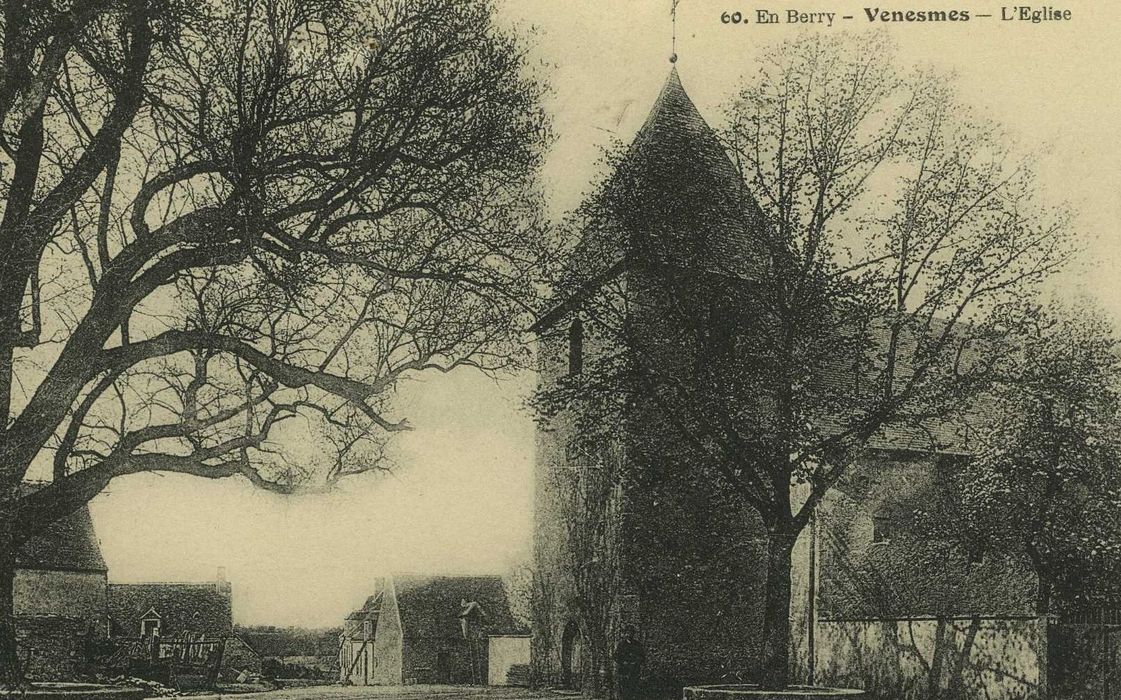 Eglise collégiale Saint-Pierre : Façade latérale sud, vue partielle