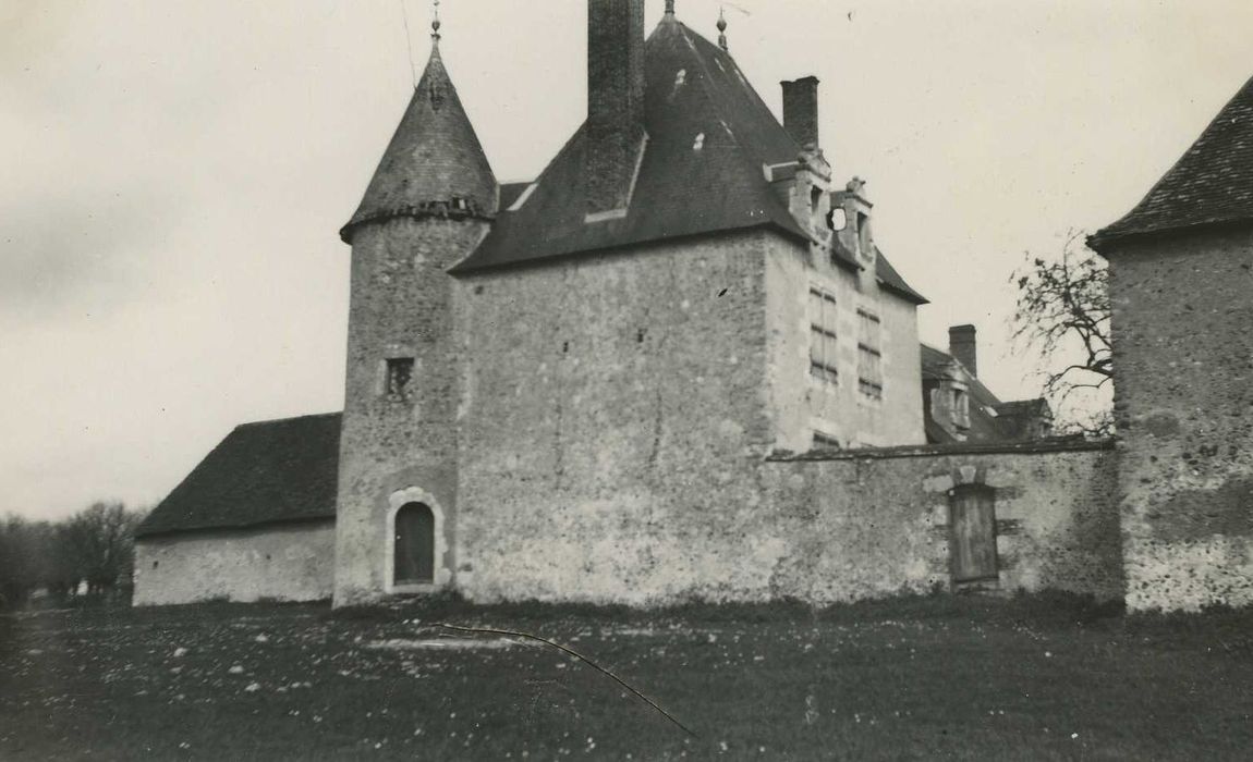 Manoir de la Gaillardière : Ensemble ouest, vue générale