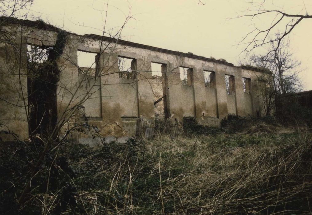 Château de Blosset : Orangerie, façade sud, vue générale