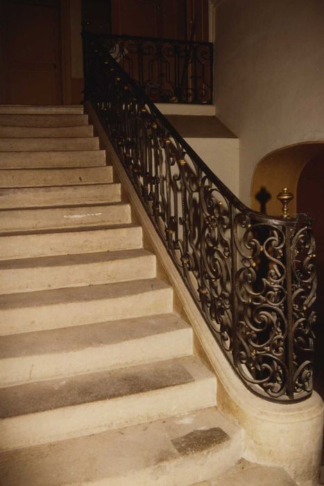 Château de Blosset : Escalier monumental, vue générale