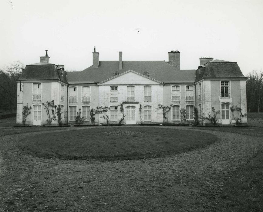 Château de Blosset : Ensemble sud, vue générale