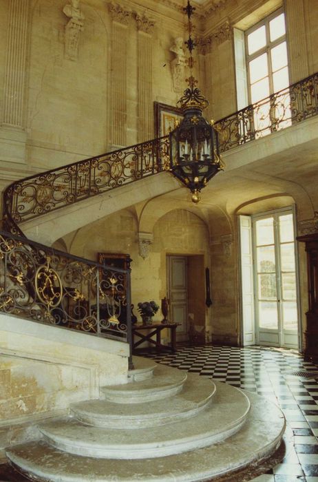 Château d'Anet : Escalier monumental, vue générale