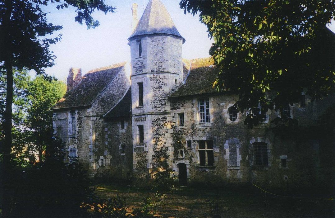 Manoir des Cailleaux : Ensemble nord, vue générale