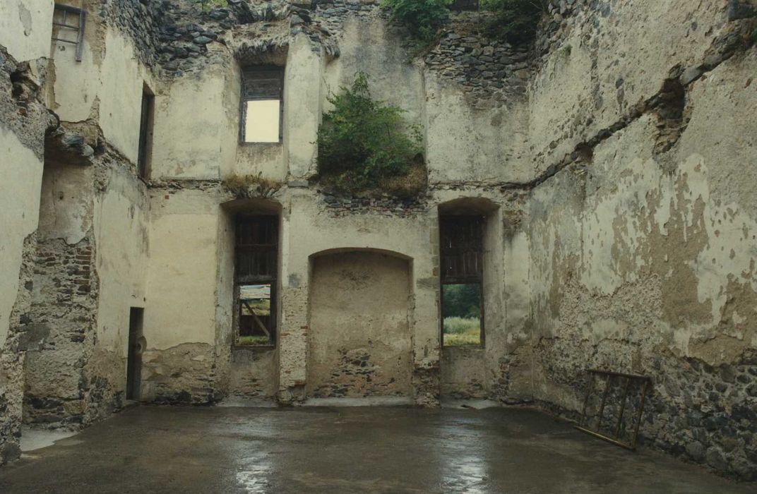 Château de la Chaux-Montgros : 1er étage, grande salle nord, vue générale