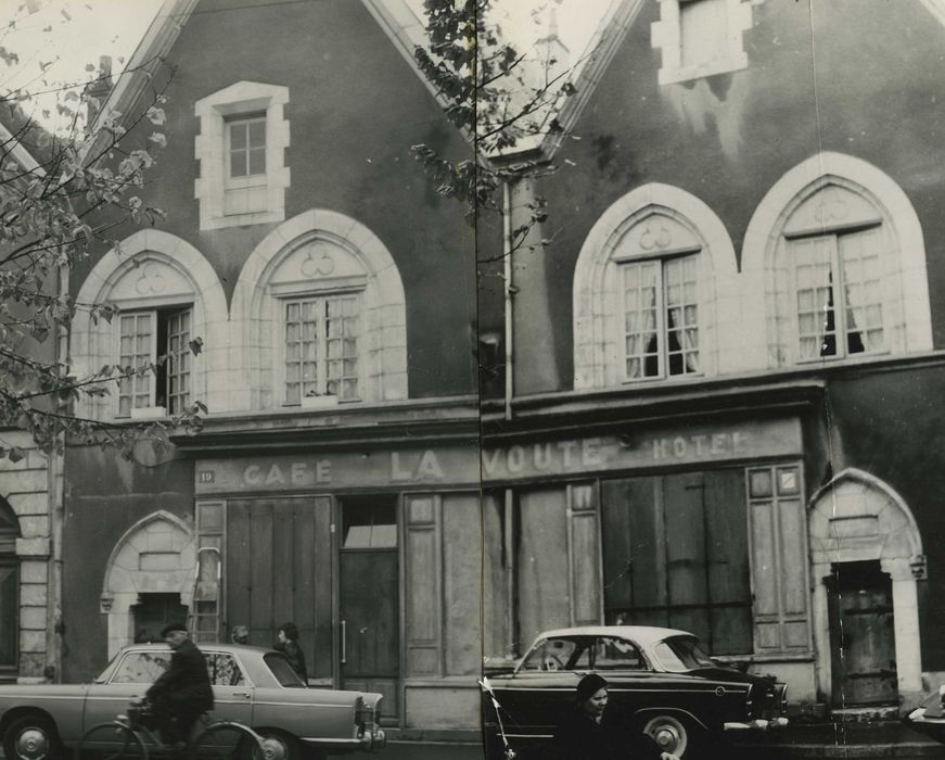 Maison dite Maison de la Voûte, ancien grenier à sel : Façade sur rue, vue générale