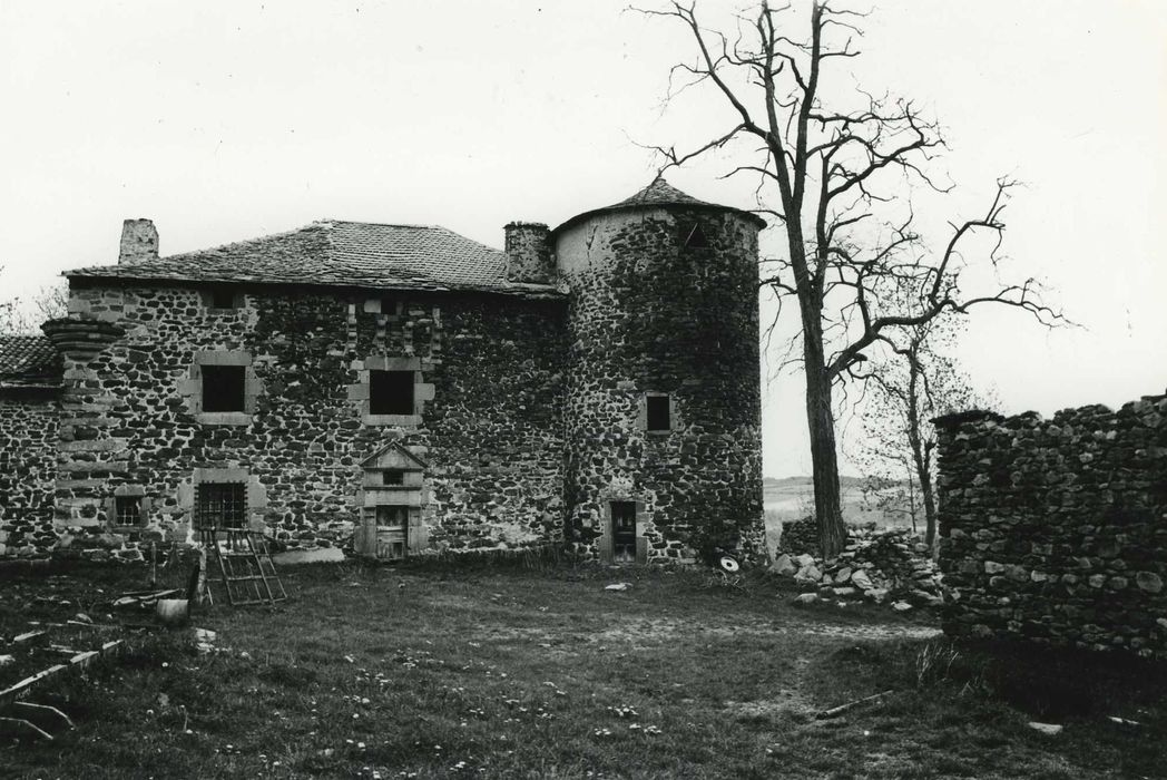 Château de Chabanoles : Façade sud, vue générale