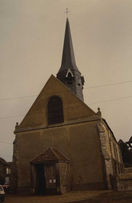 Eglise Saint-Eloi-Saint-Jean-Baptiste : Façade occidentale, vue générale