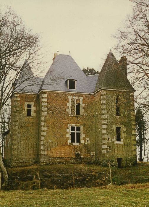 Manoir du Châtelier : Façade ouest, vue générale