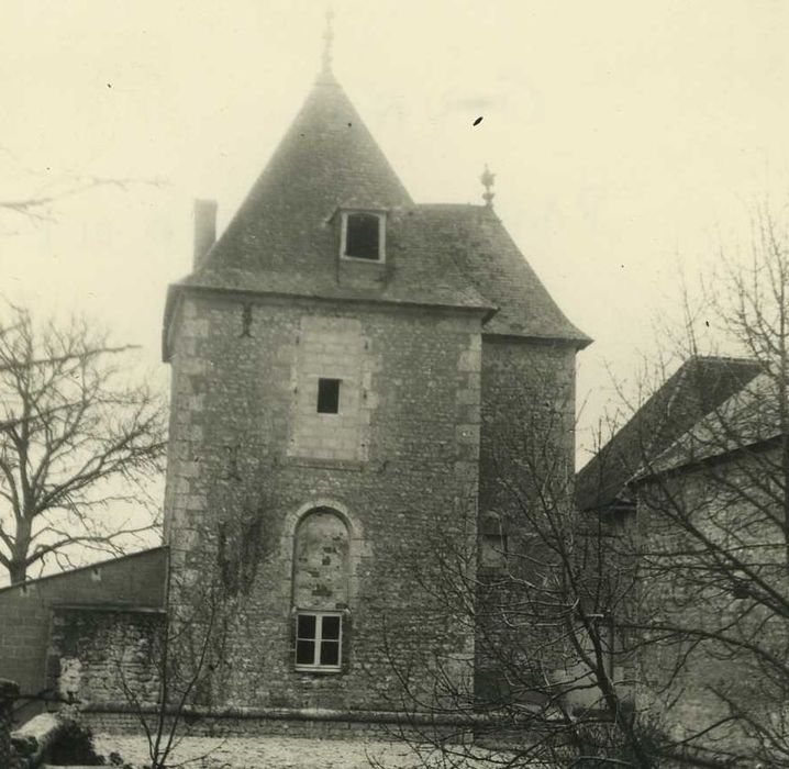 Château de Goury : Pavillon sud-est, vue générale