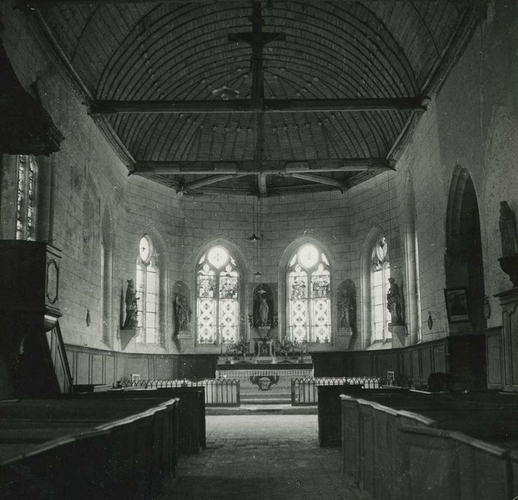 Eglise Saint-Nicolas : Nef, vue générale