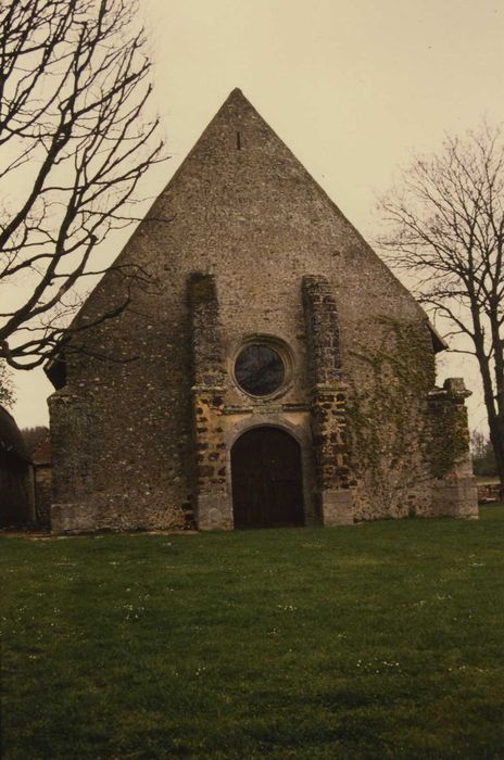 Château de la Gadelière : Chapelle, façade occidentale