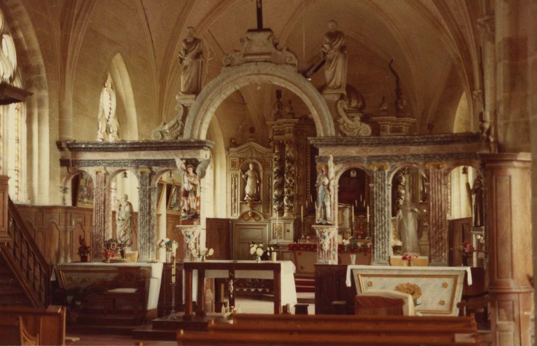 Eglise Saint-Victor : Choeur, vue générale