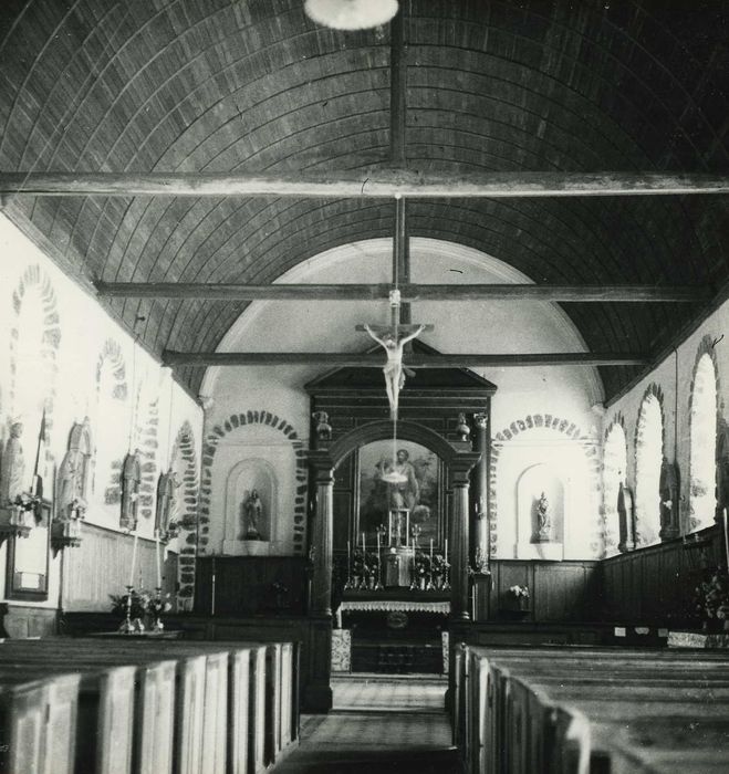 Eglise Saint-Jean-Baptiste : nef, vue générale