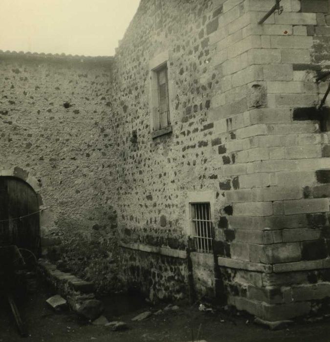 Ancien monastère des Augustines : Aile XVIIIe sur rue, vue partielle