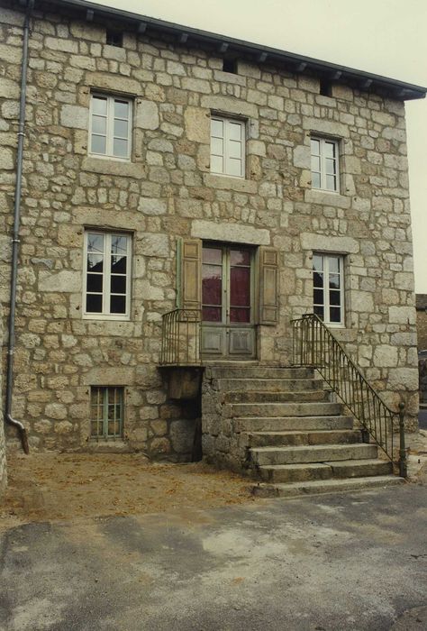 Hôpital Saint-Joseph : Pharmacie, façade sur rue, vue générale