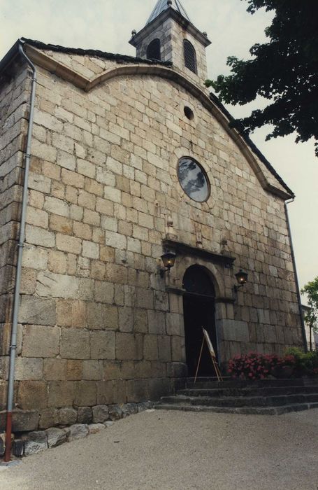 Chapelle des Pénitents : Façade sud, vue générale