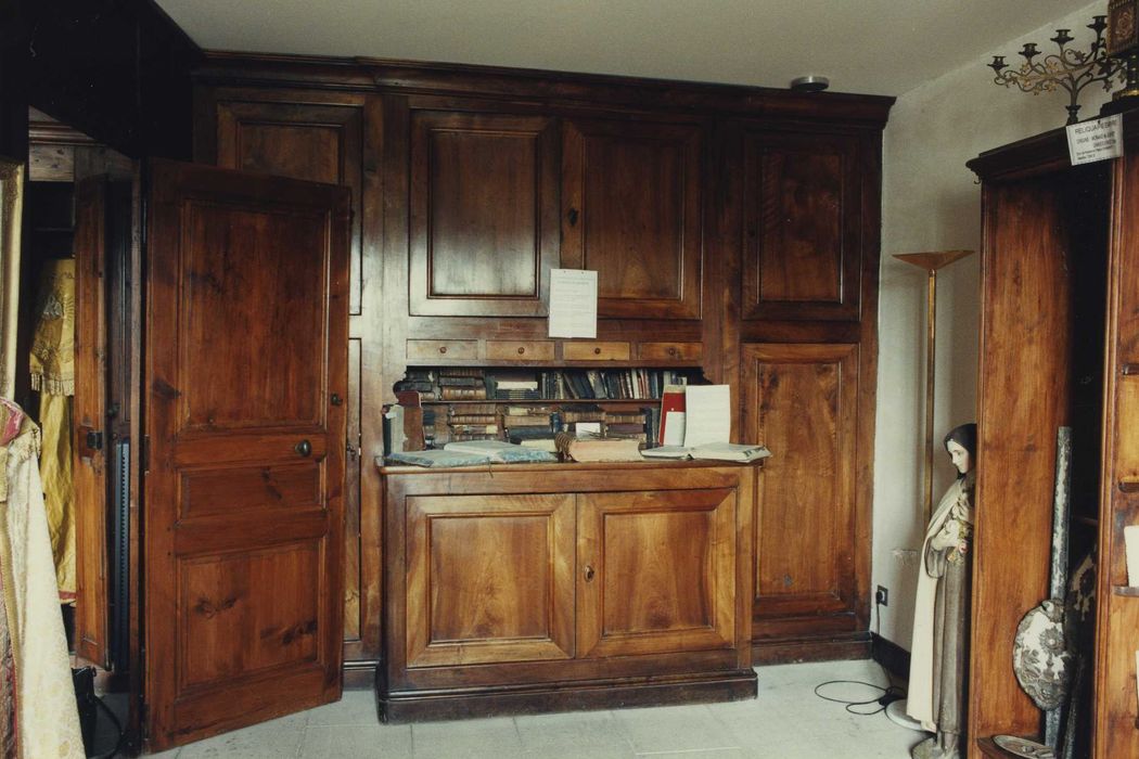 Chapelle des Pénitents : Sacristie, vue partielle