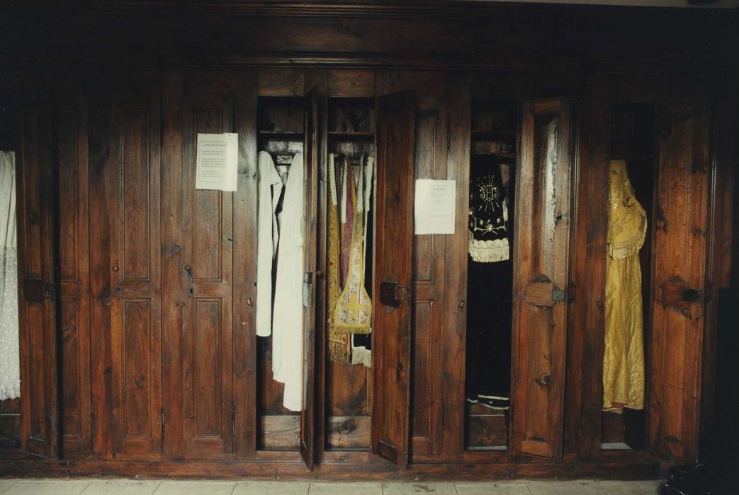 Chapelle des Pénitents : Vestiaires, vue générale