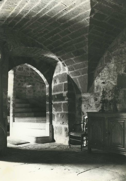 Château du Thiollent : Rez-de-chaussée, vestibule, vue partielle