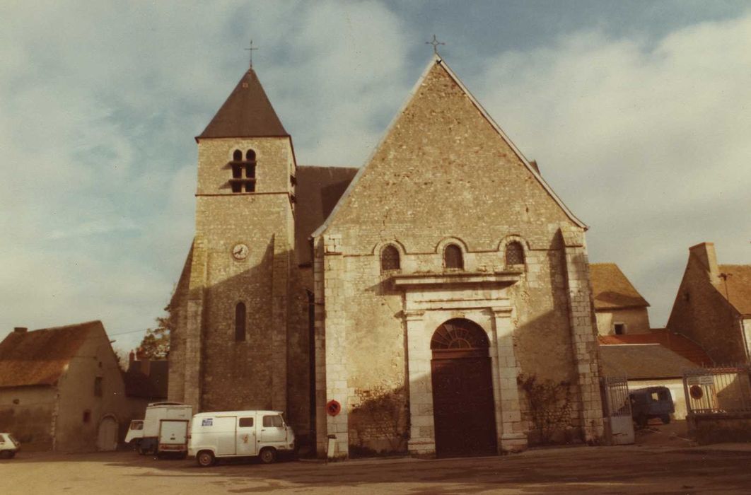 Eglise Saint-Etienne : Façade occidentale, vue générale