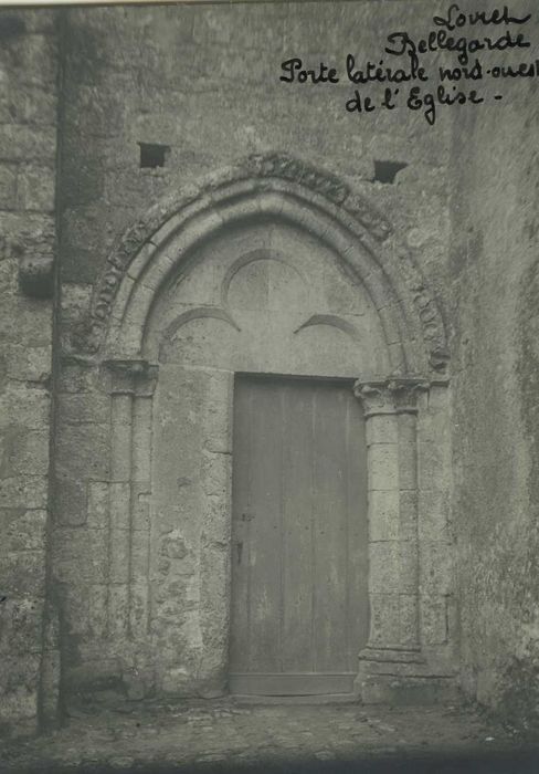 Eglise Notre-Dame : Porte latérale nord-ouest, vue générale