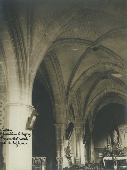 Eglise Saint-Pierre : nef, vue partielle