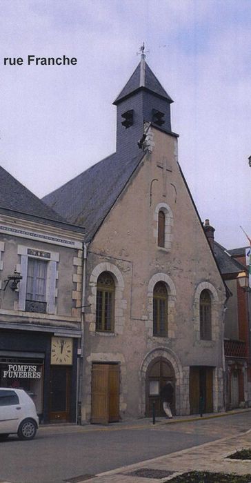 Temple protestant (anciens grands greniers) : Façade sur rue, vue générale