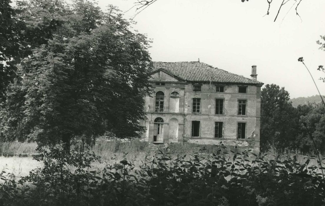 Château du Doux : Ensemble sud, vue générale