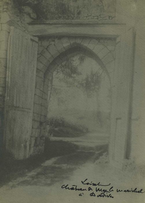 Château de Mez-le-Maréchal : Porterie, élévation sud, vue générale