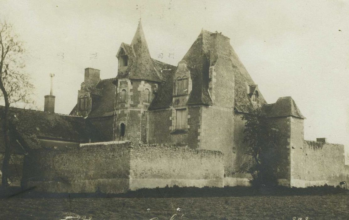 Château de la Queuvre : Ensemble nord-ouest, vue générale