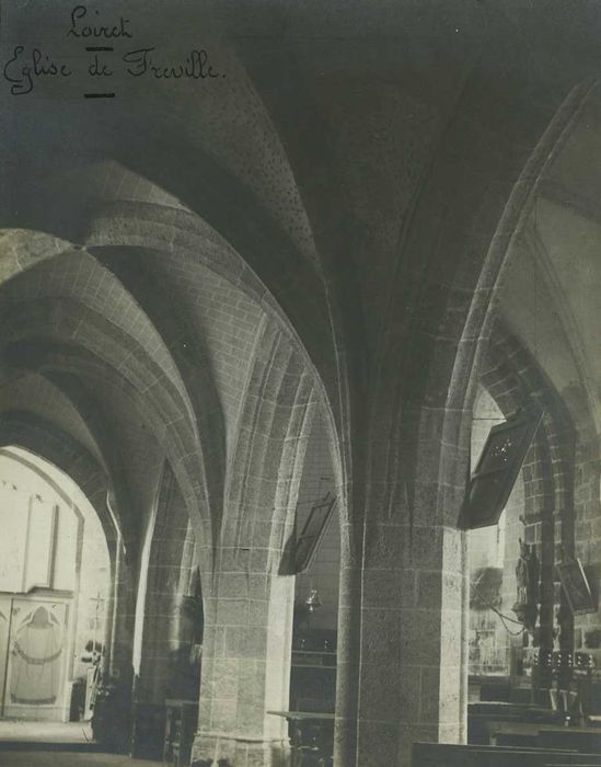 Eglise Saint-Martial : Nef, vue partielle