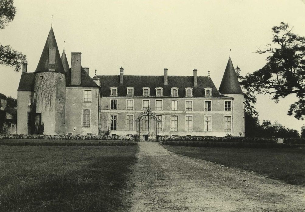 Château : Ensemble est, vue générale