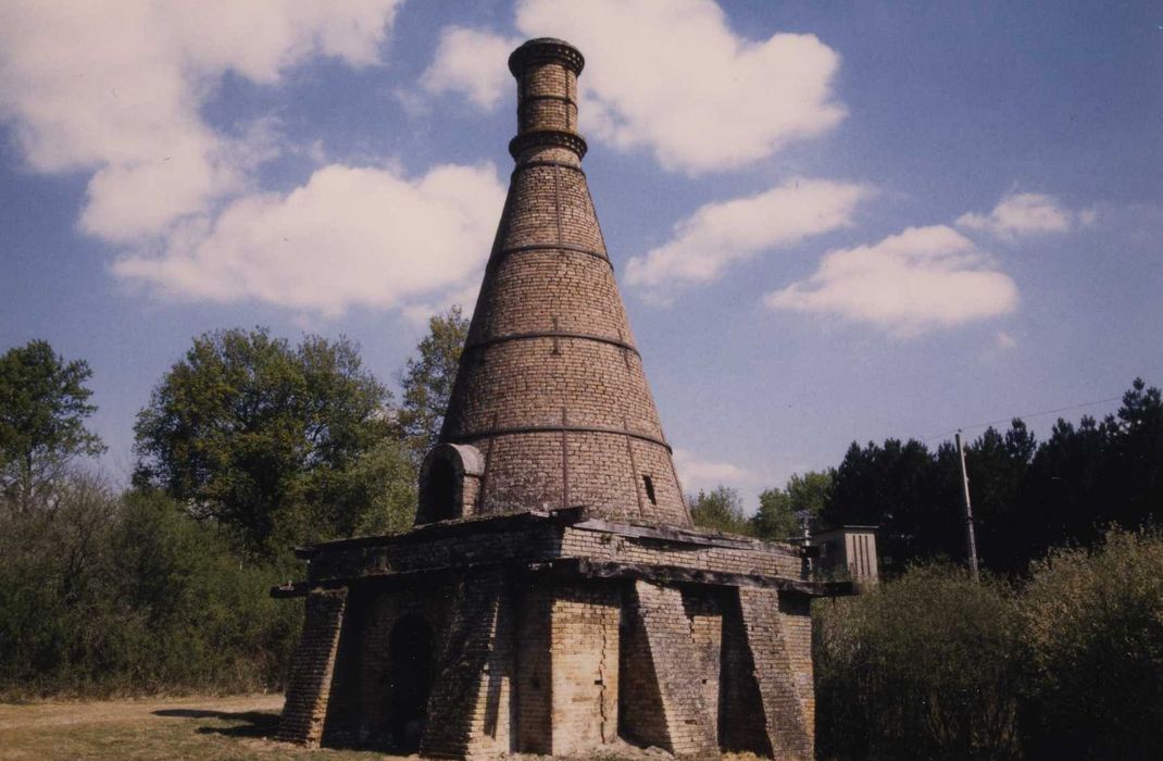 Tuilerie de Pont-Long : Four, vue générale