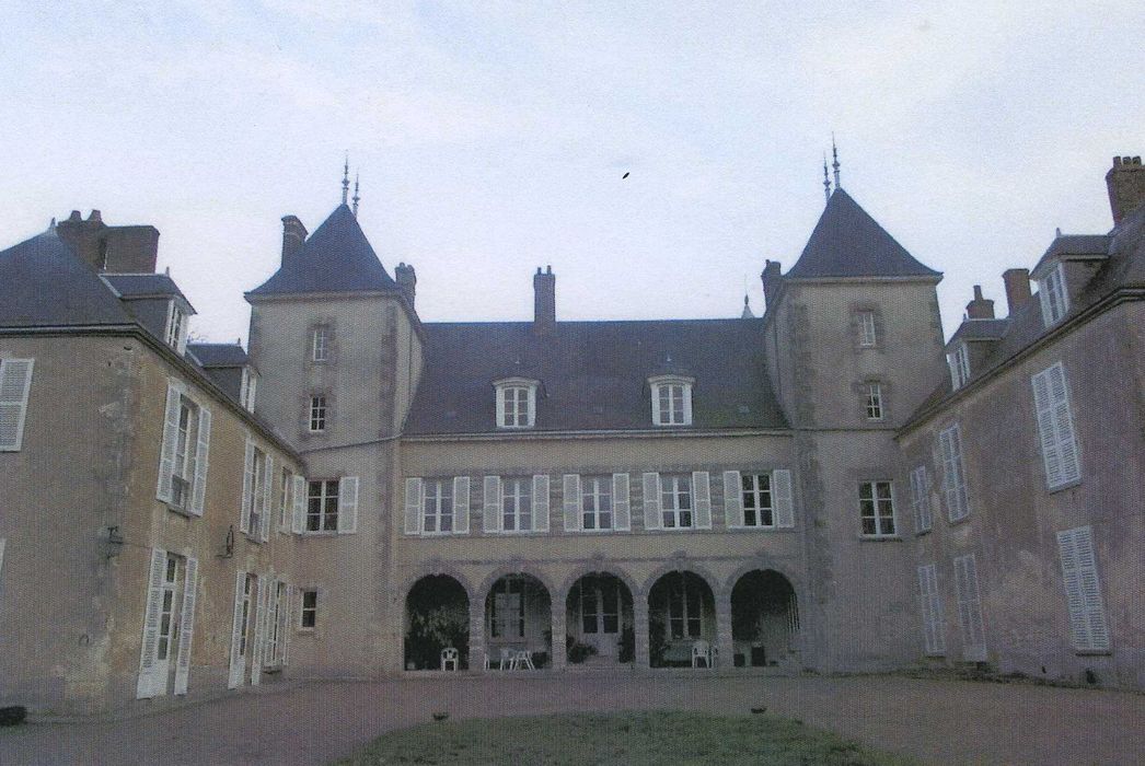 Château des Essarts : Ensemble sud, vue générale