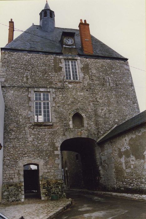 Porte d'Amont : Elévation nord-ouest, vue générale