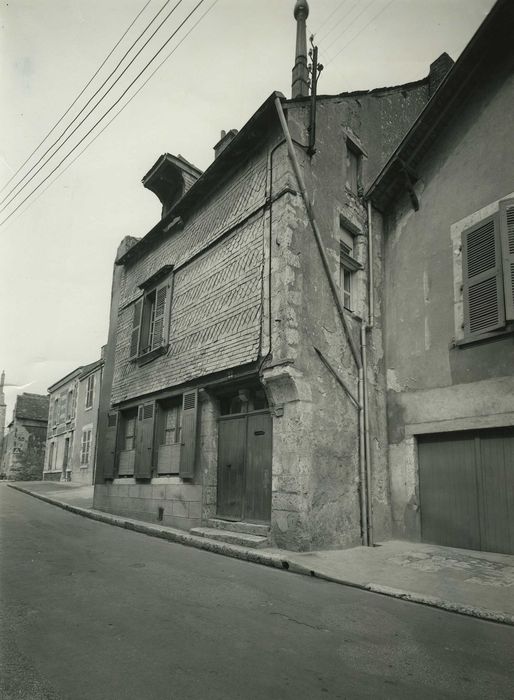 Maison : Façade sur rue, vue générale