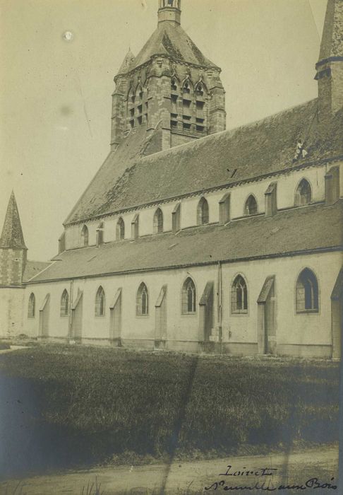 Eglise Saint-Symphorien : Façade latérale sud, vue partielle