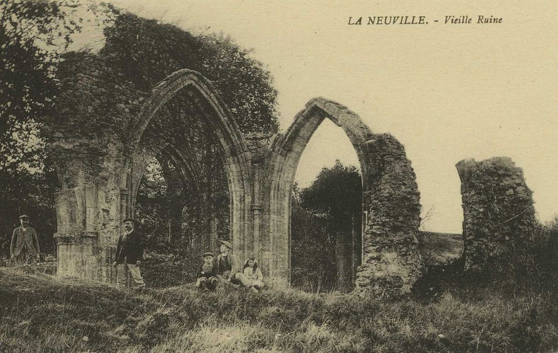 Eglise Saint-Sulpice de Ligerville : Vue générale des ruines