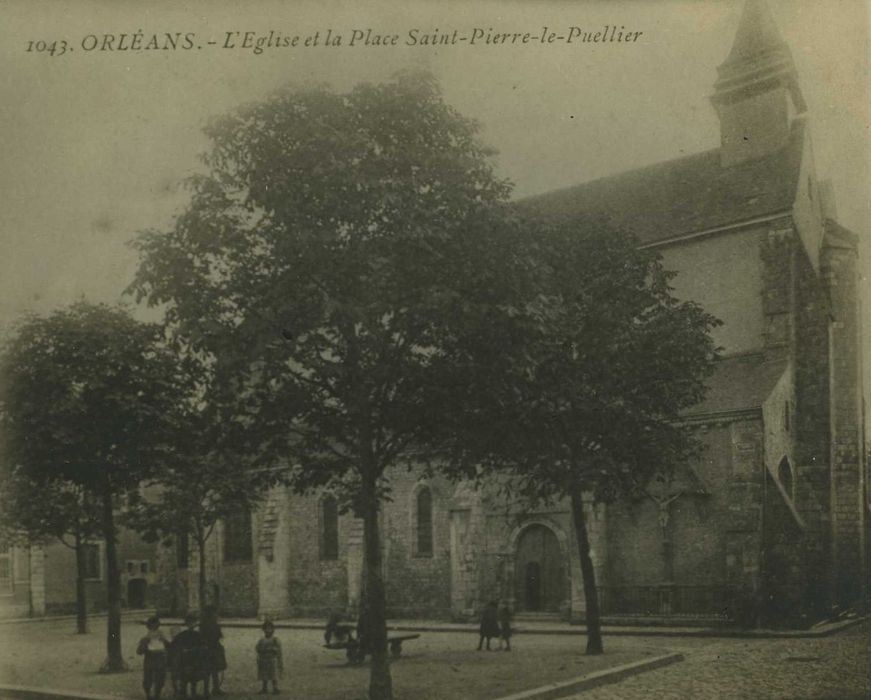 Eglise Saint-Pierre-le-Puellier : Façade latérale sud, vue partielle