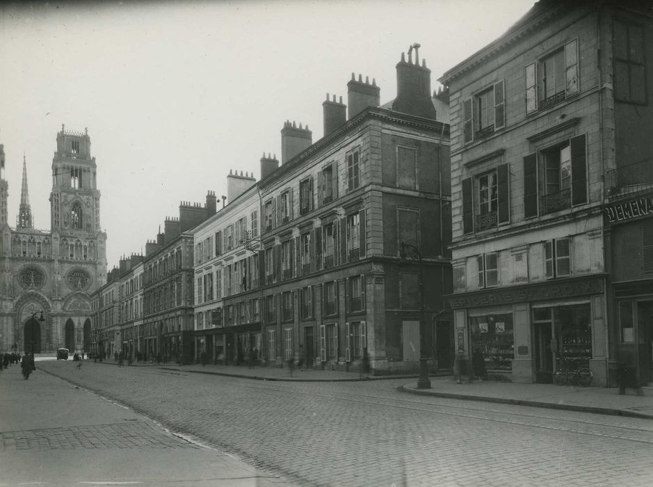 Immeubles : Façades sur rue, vue générale