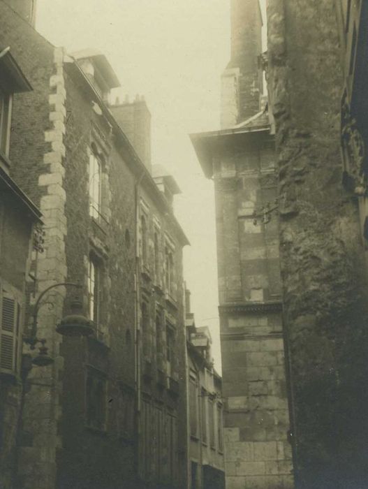 Maison dite des Chevaliers du Guet : Façade sur rue, vue générale