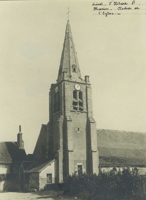 Eglise Saint-Hilaire : Façade latérale sud, vue partielle